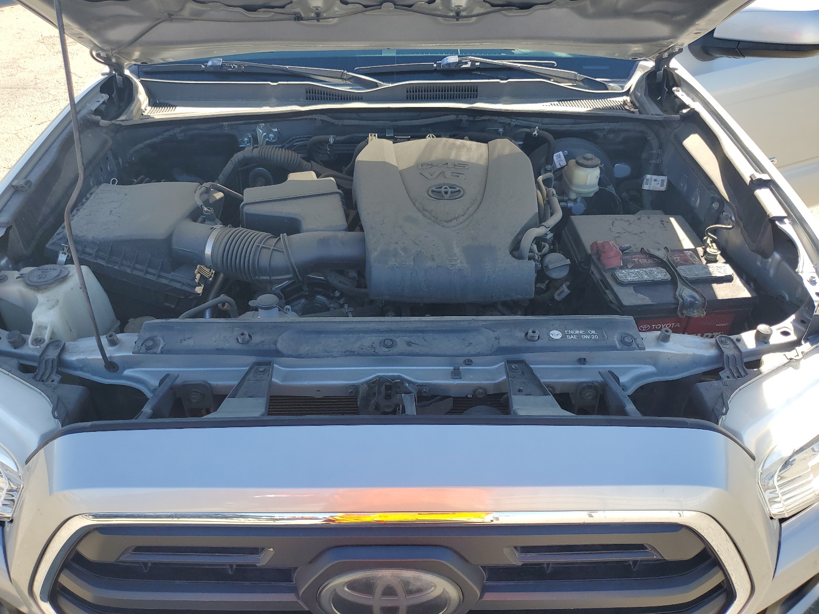 3TMAZ5CN0JM053164 2018 Toyota Tacoma Double Cab