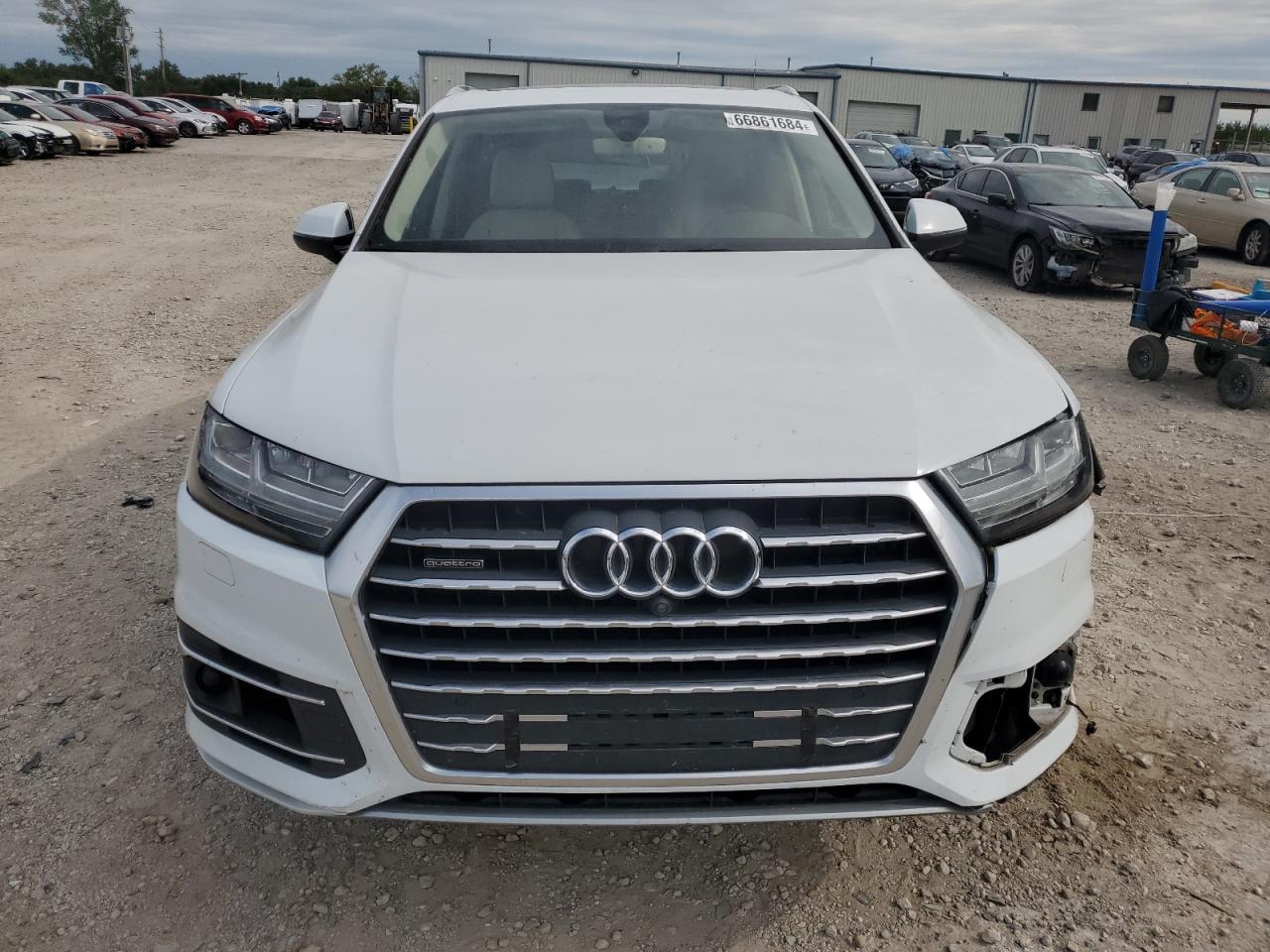 WA1LAAF75HD011272 2017 Audi Q7 Premium Plus