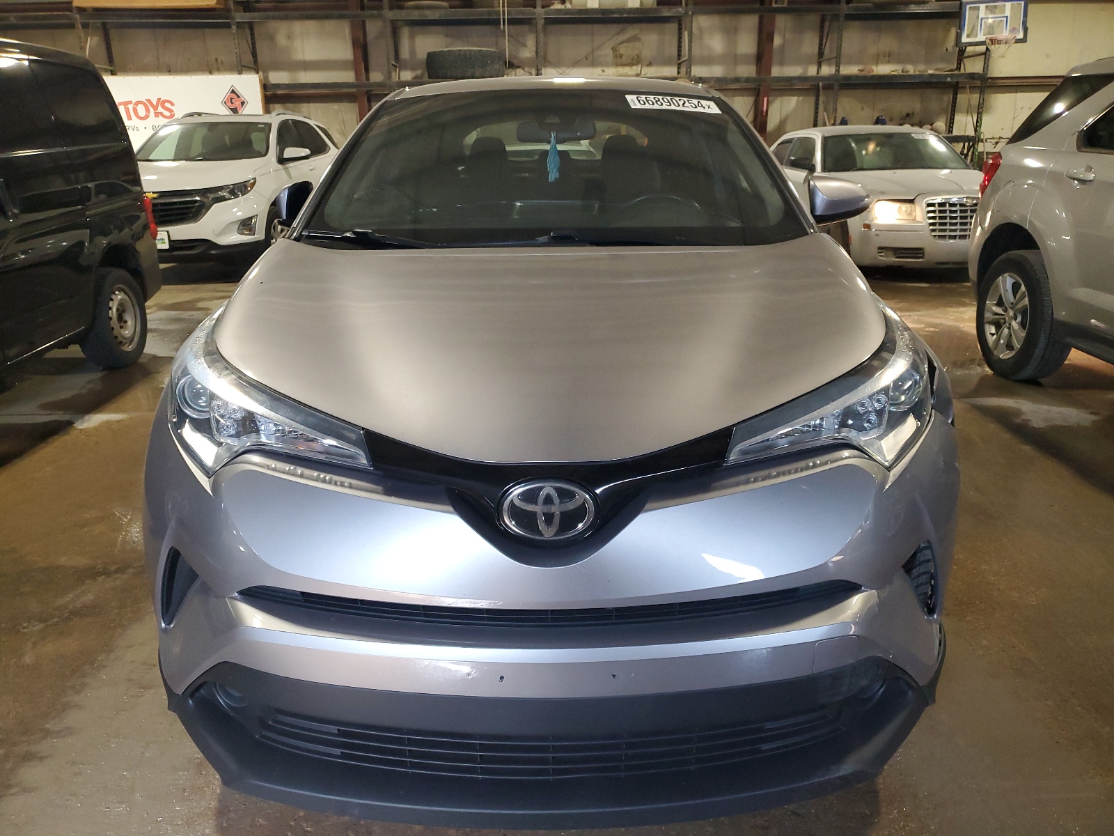 NMTKHMBXXJR015041 2018 Toyota C-Hr Xle