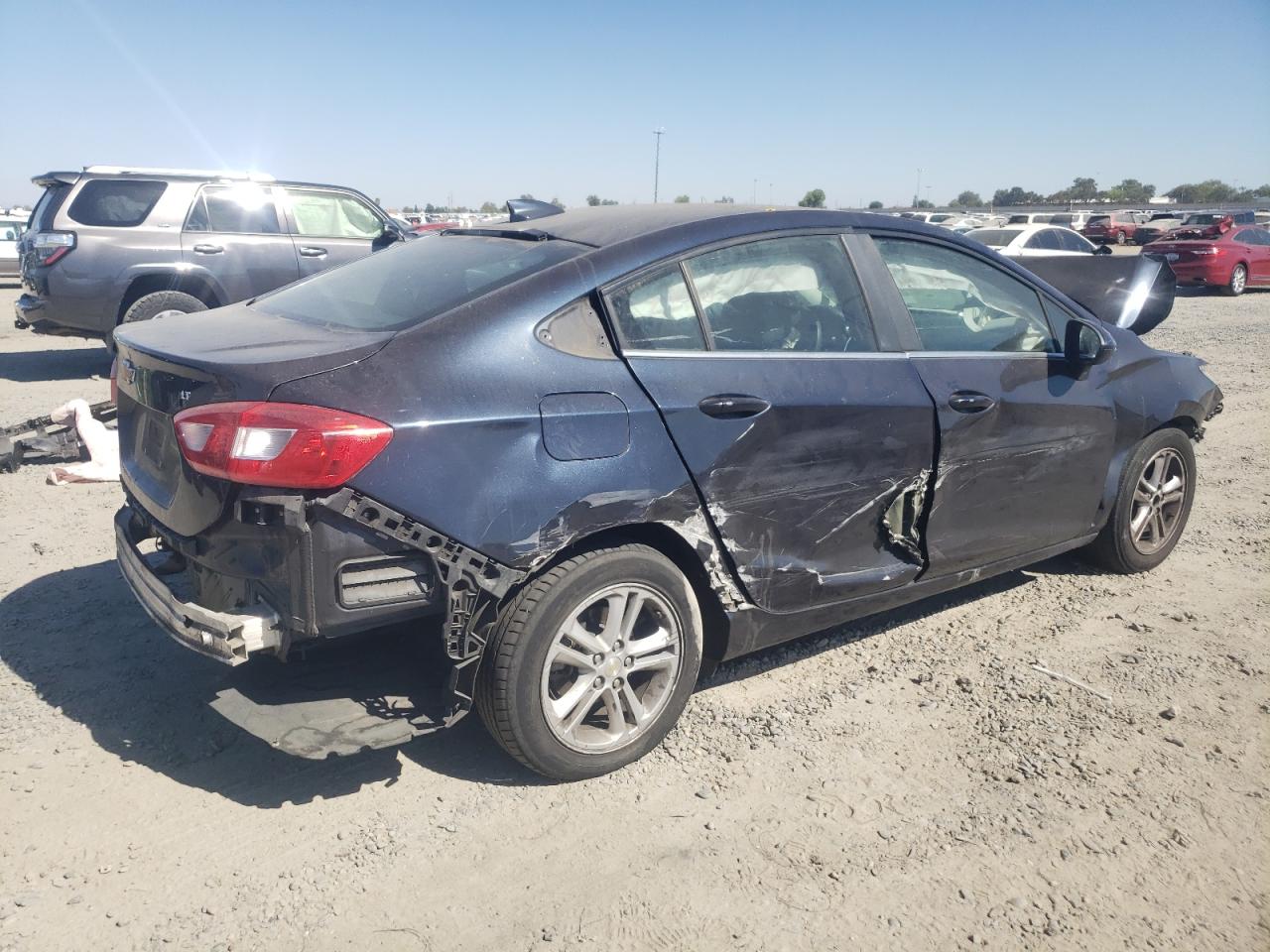 2016 Chevrolet Cruze - Image 3