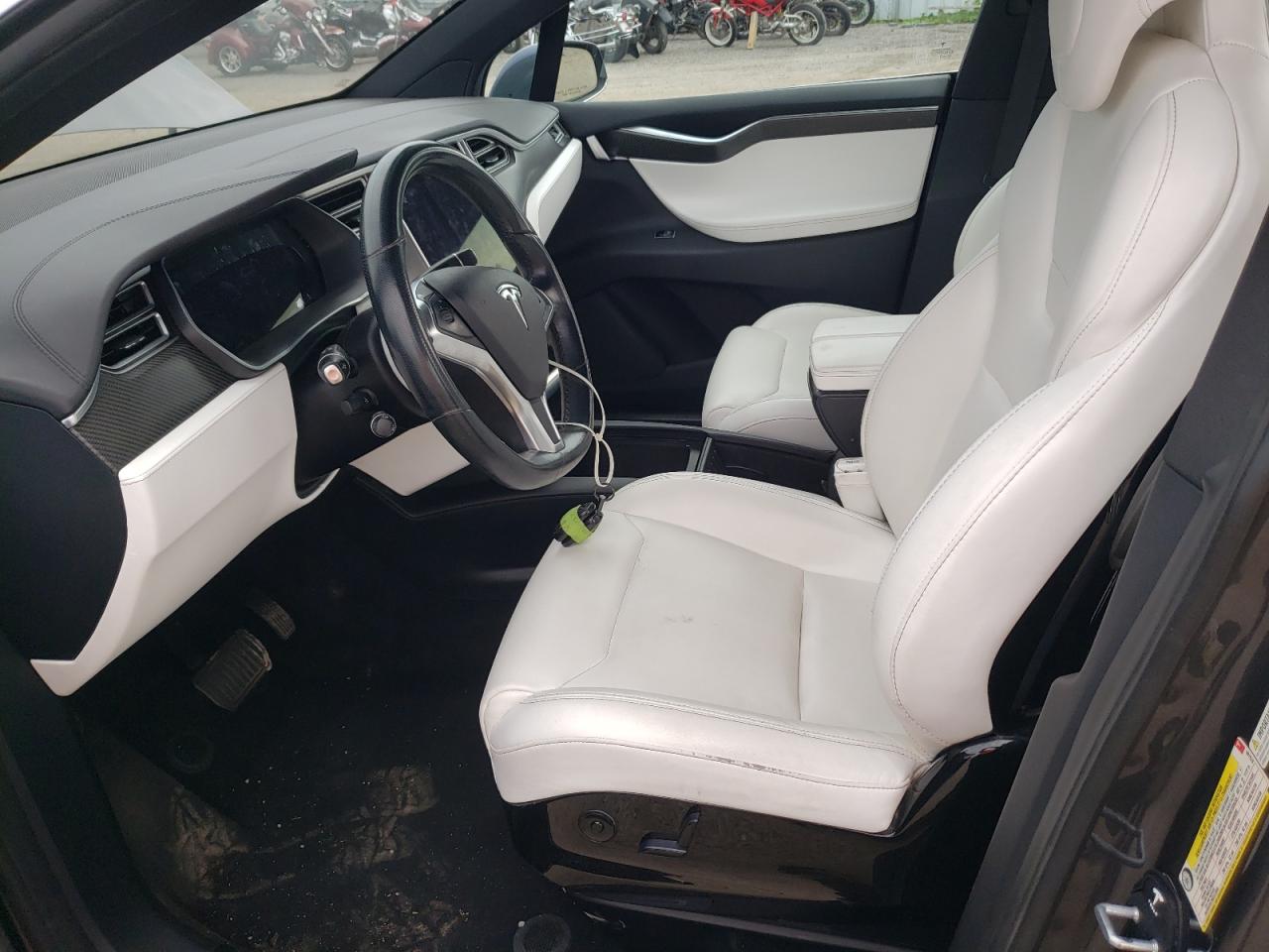 5YJXCBE23GF007628 2016 Tesla Model X