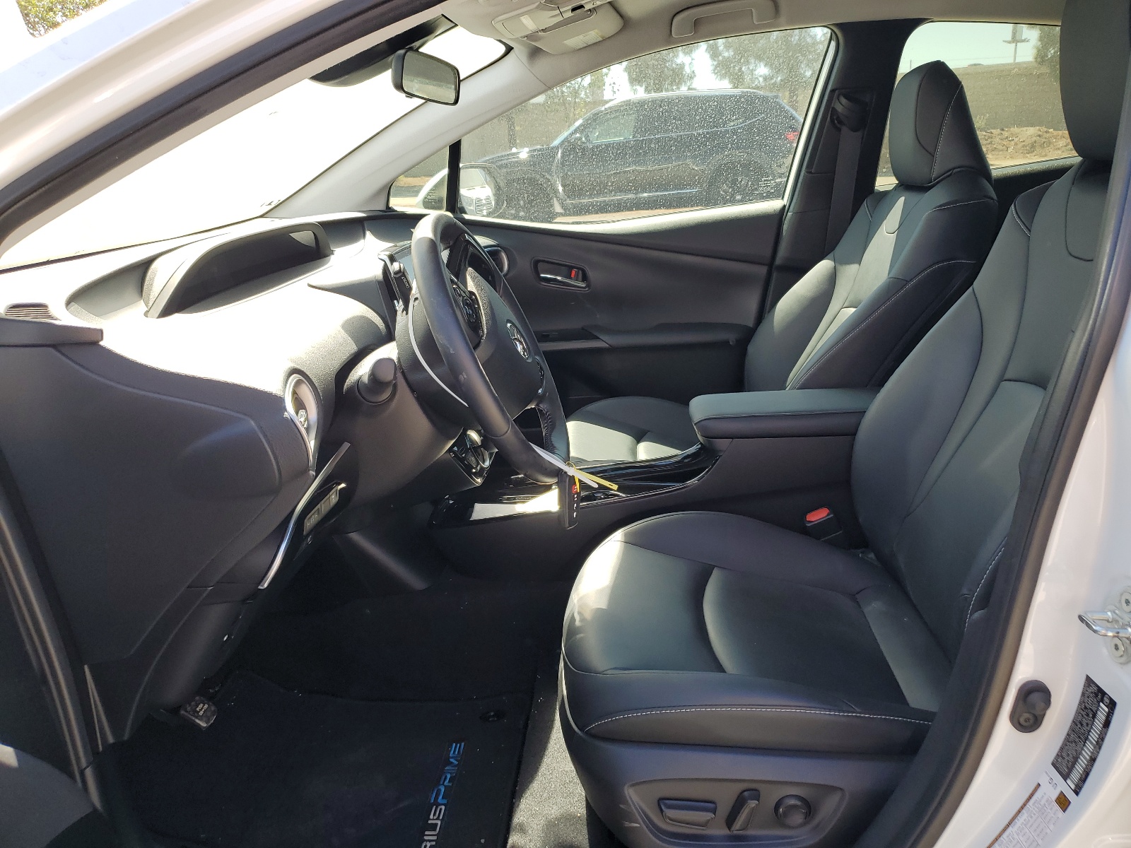 JTDKAMFP1M3188064 2021 Toyota Prius Prime Le