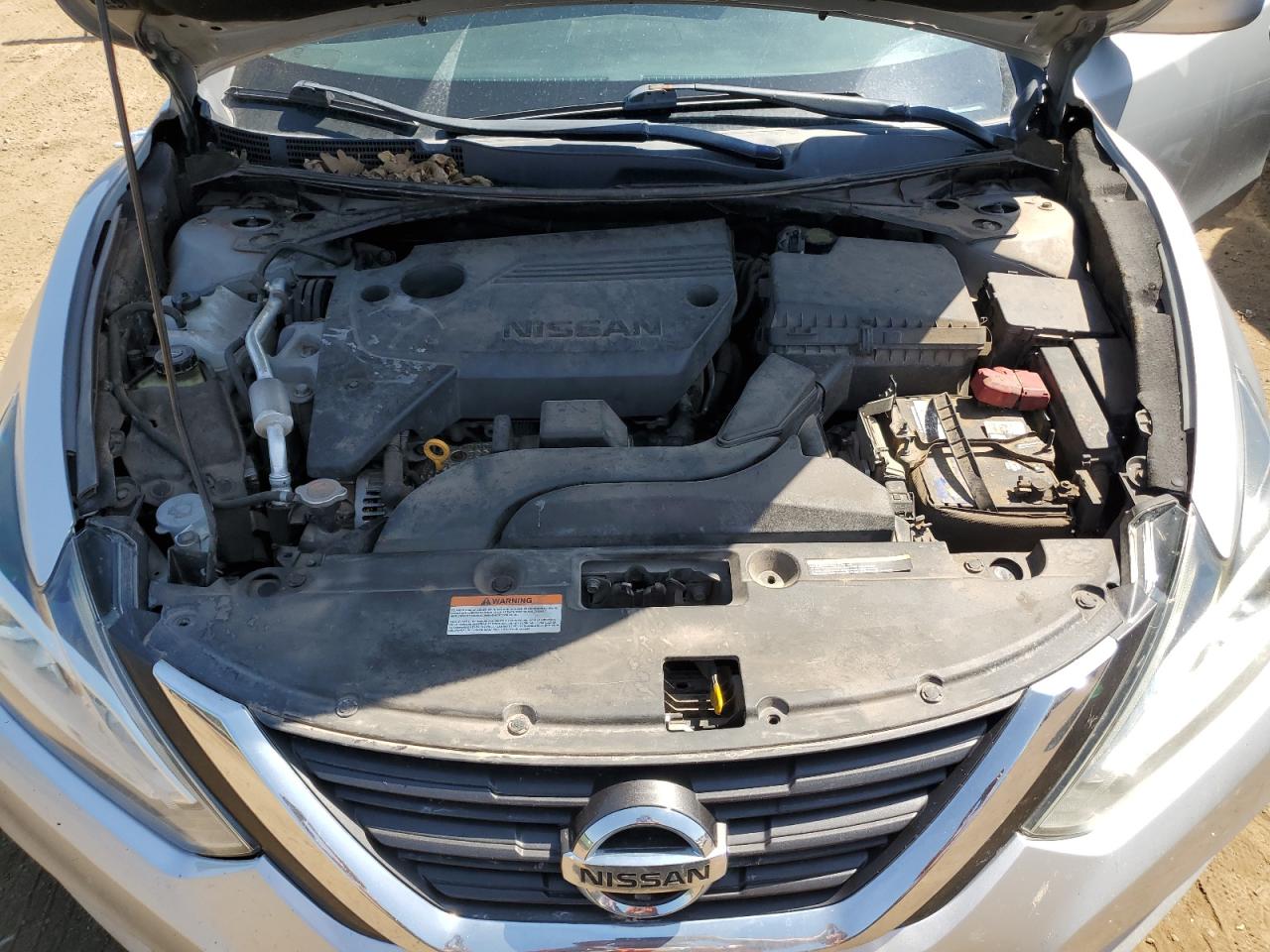 1N4AL3AP0GC285564 2016 Nissan Altima 2.5