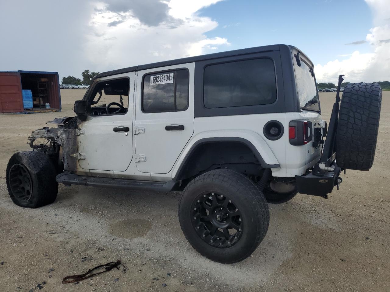 1C4HJXEG0JW118465 2018 JEEP WRANGLER - Image 2