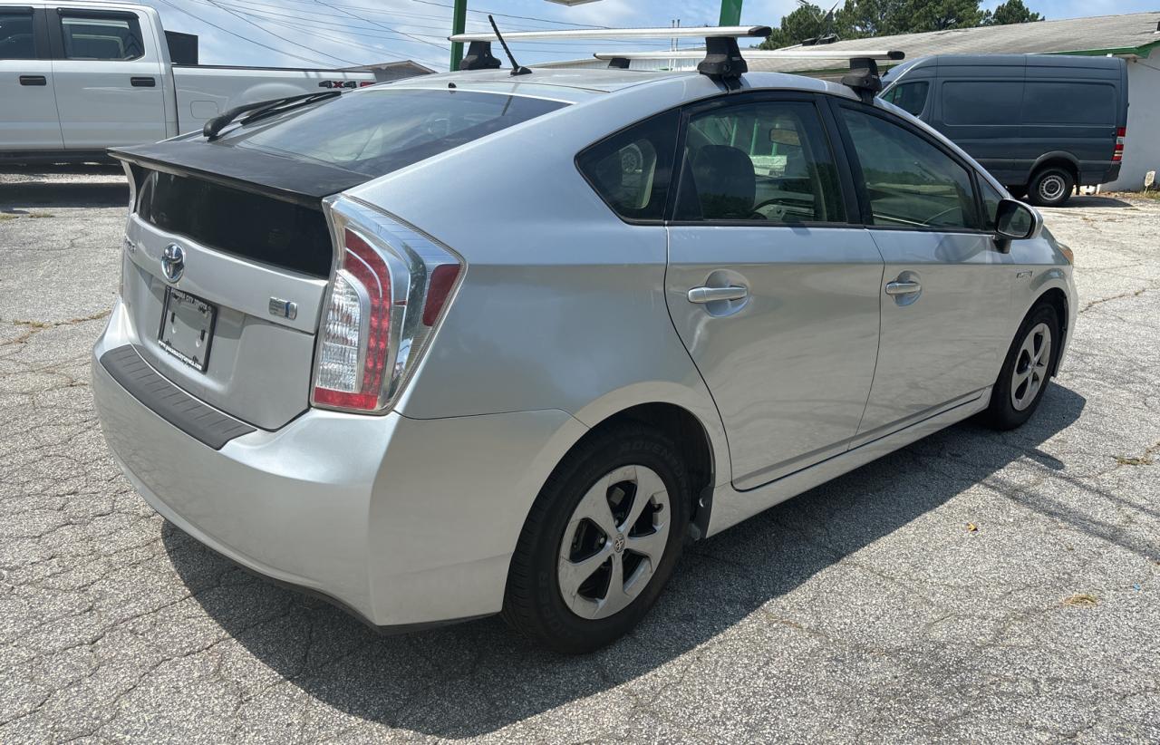 2014 Toyota Prius - Image 4