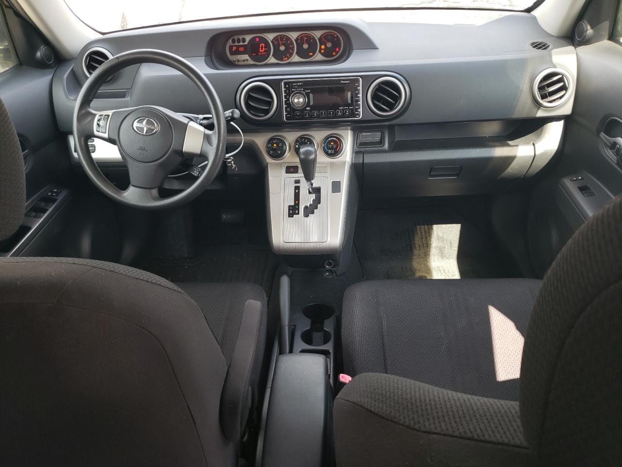 2008 Scion tC - Image 8