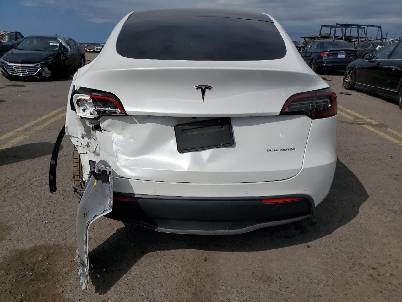 5YJYGAEE9MF135087 2021 Tesla Model Y