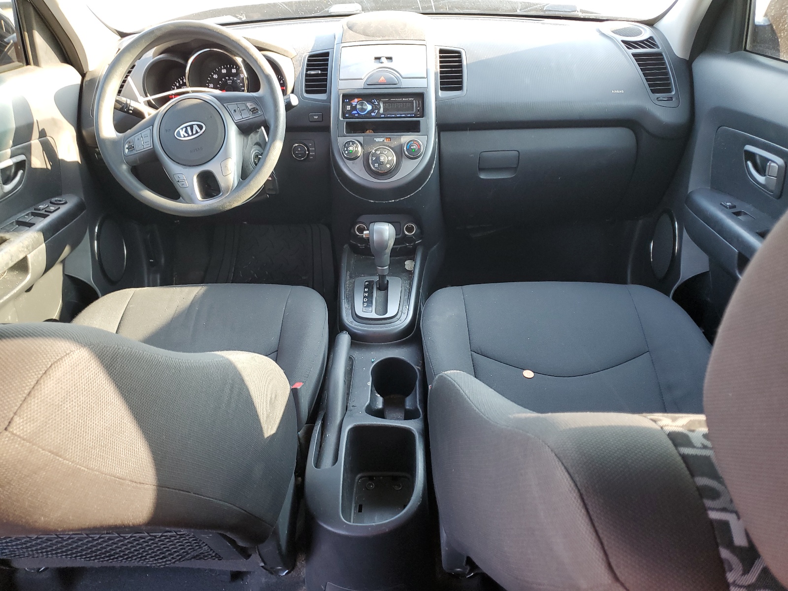 KNDJT2A25A7125169 2010 Kia Soul +