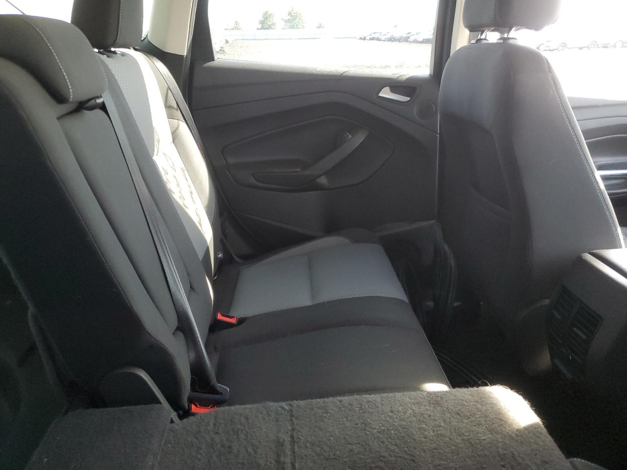 2017 Ford Escape Se VIN: 1FMCU9GD3HUB16260 Lot: 68718444