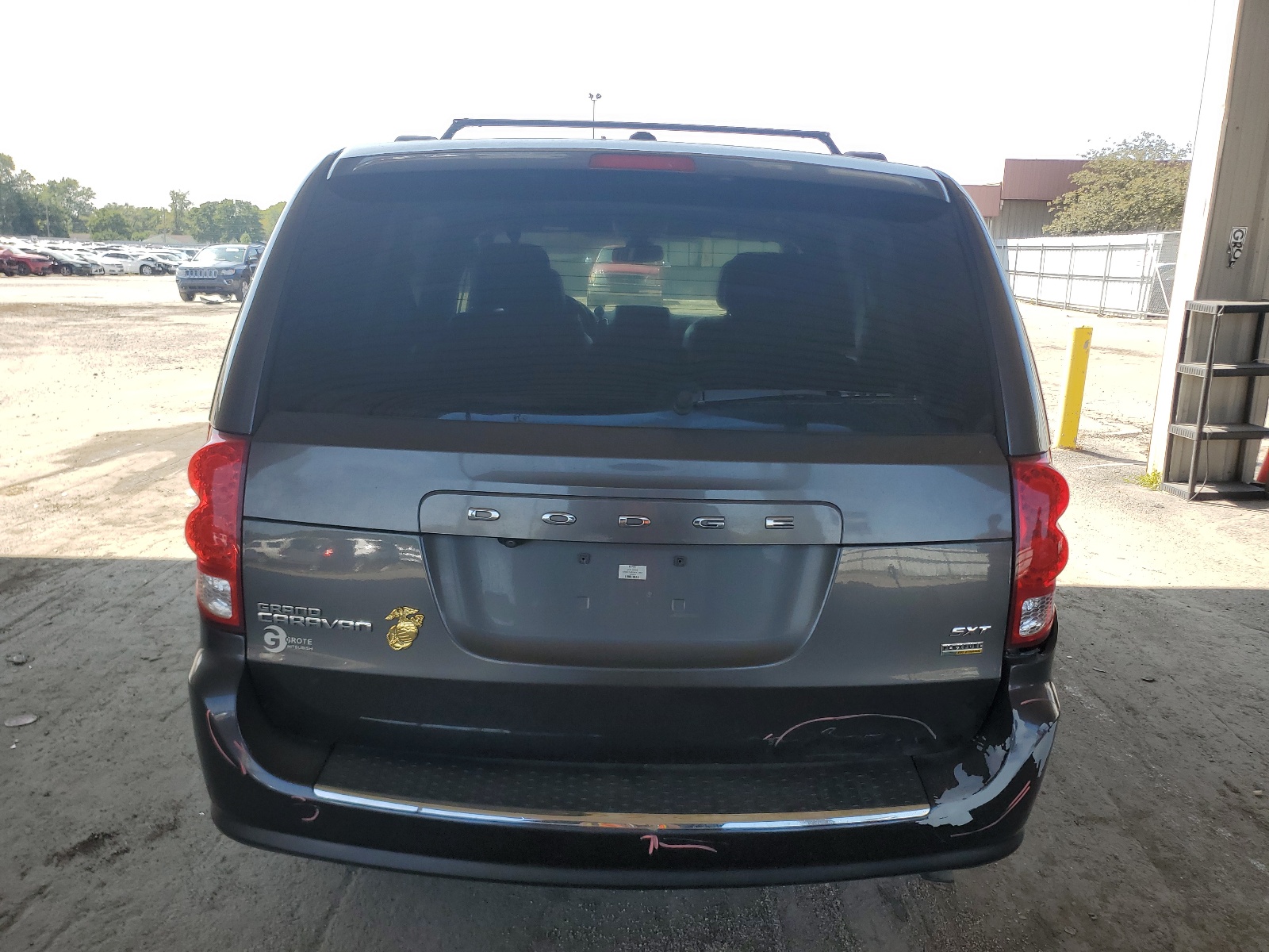 2C4RDGCG2JR299995 2018 Dodge Grand Caravan Sxt