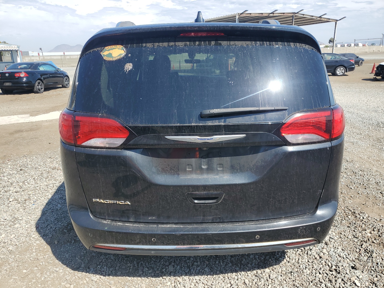 2C4RC1BG7JR163346 2018 Chrysler Pacifica Touring L