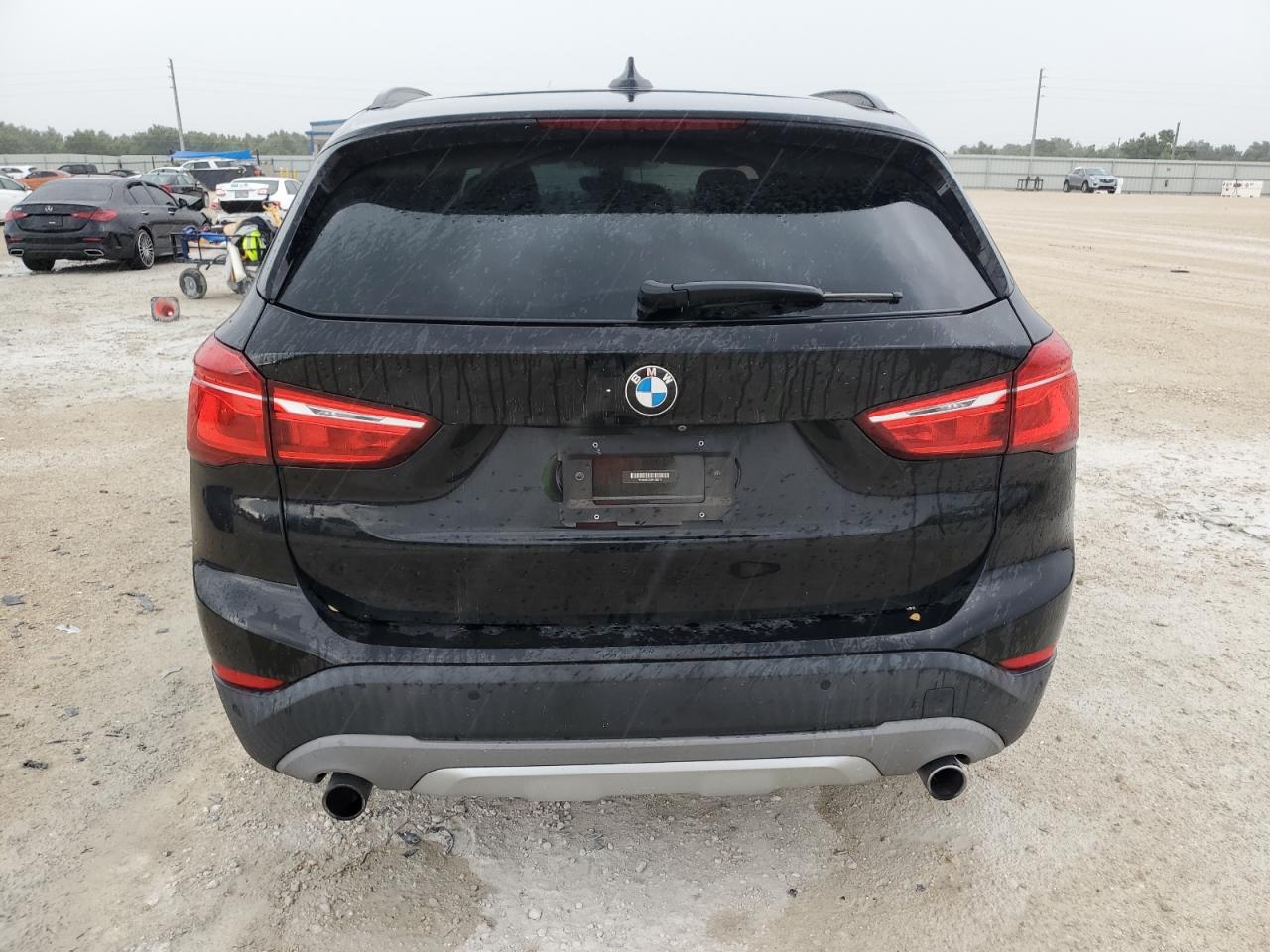 2017 BMW X1 Sdrive28I VIN: WBXHU7C30H5H38018 Lot: 68812894