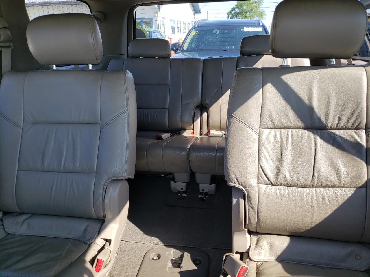 2007 Toyota Sequoia - Image 10
