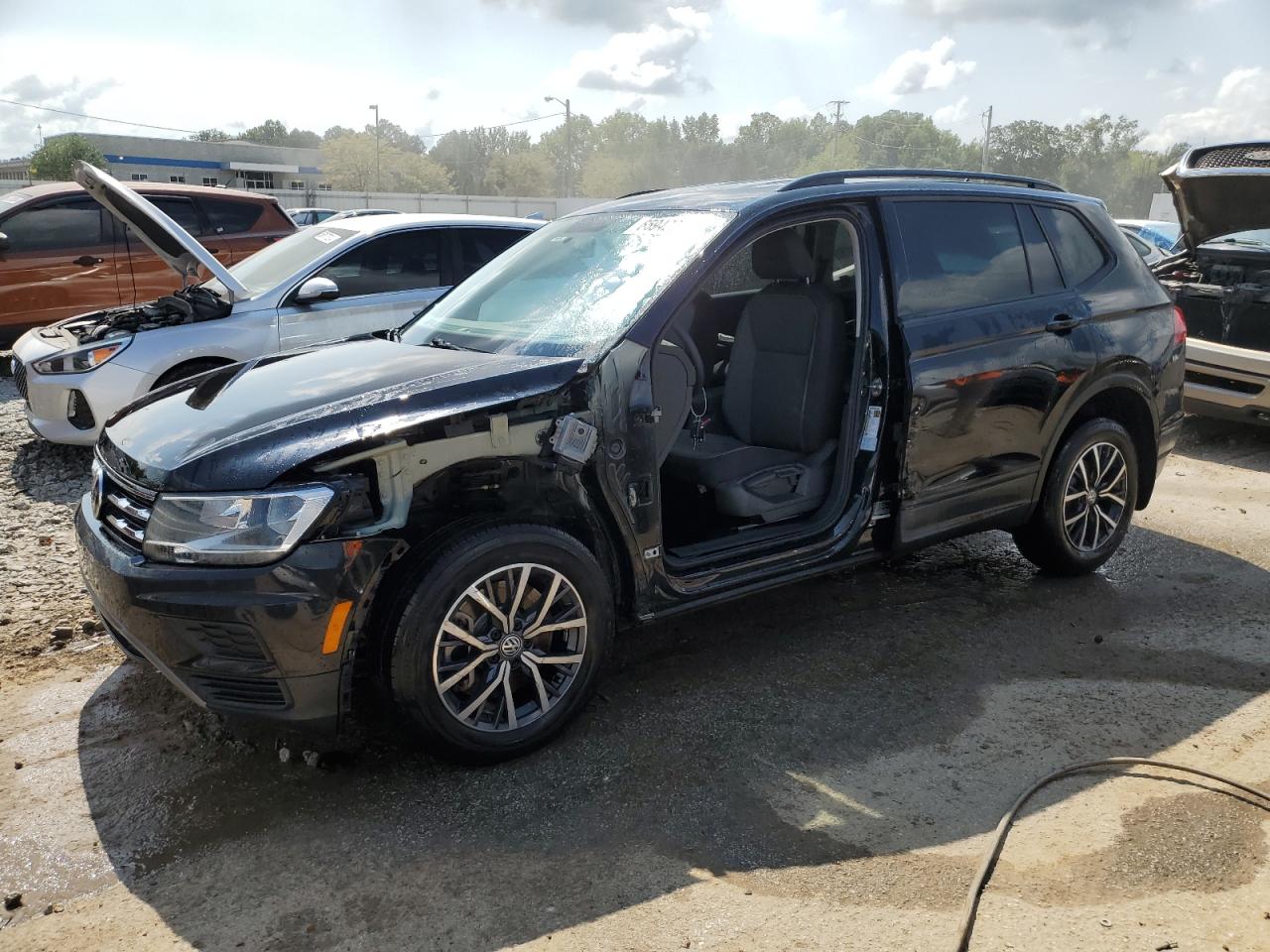 3VV1B7AX8MM008113 2021 VOLKSWAGEN TIGUAN - Image 1