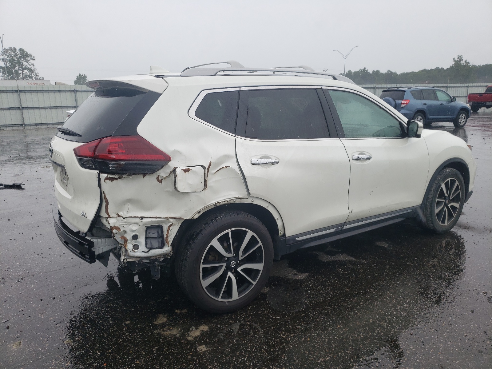 2019 Nissan Rogue S vin: 5N1AT2MT8KC765269