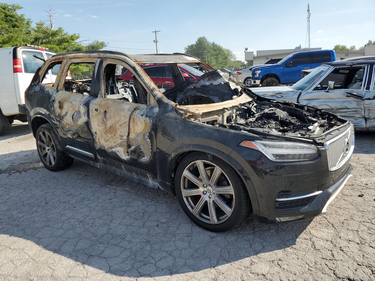 2016 Volvo XC90 - Image 4
