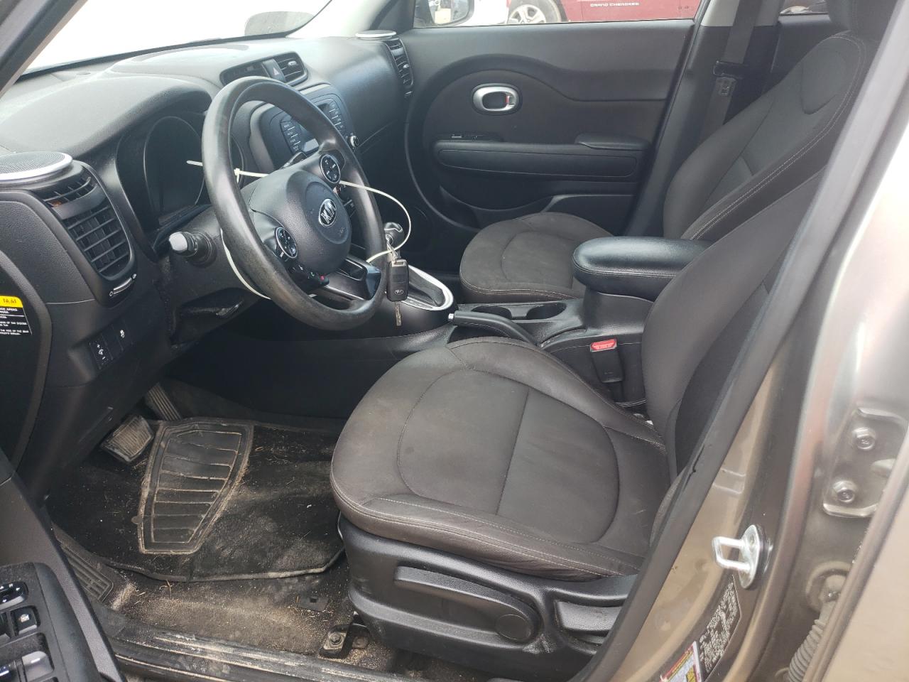 KNDJN2A25G7302726 2016 Kia Soul