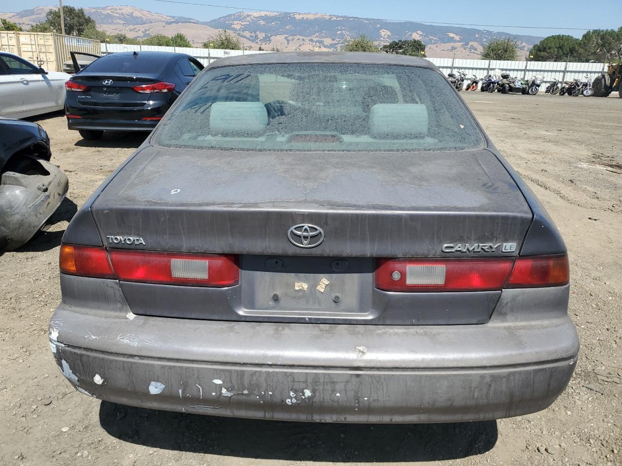 1999 Toyota Camry Ce VIN: 4T1BG22KXXU518193 Lot: 66938794