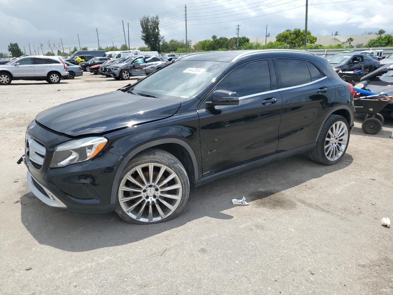 2015 MERCEDES-BENZ GLA-CLASS