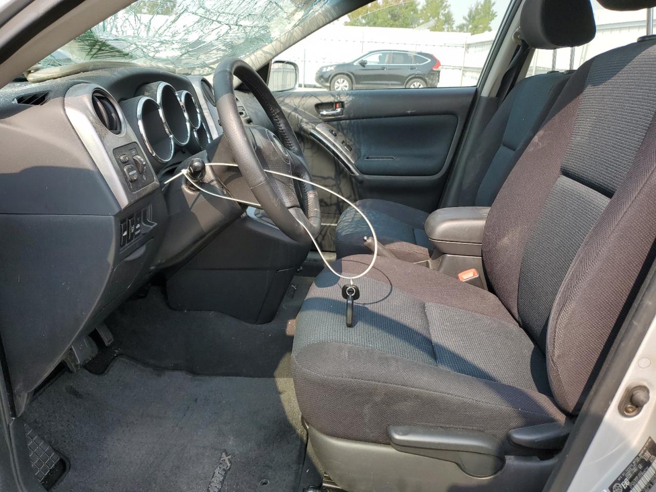 2005 Toyota Corolla Matrix Xr VIN: 2T1KR32E25C868734 Lot: 67532844