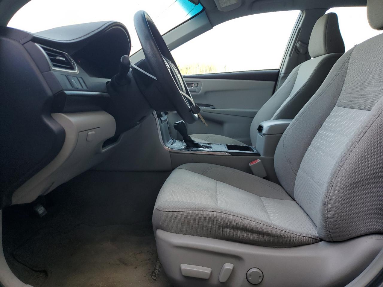 2015 Toyota Camry - Image 7