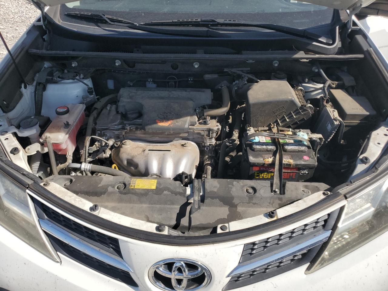 2015 Toyota RAV 4 - Image 12