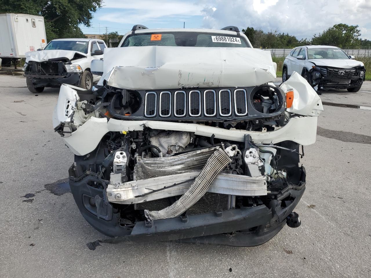 2018 Jeep Renegade - Image 5