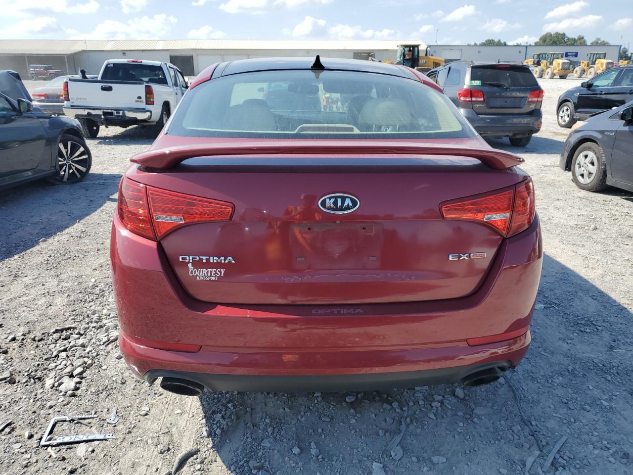 KNAGN4A76B5116132 2011 Kia Optima Ex