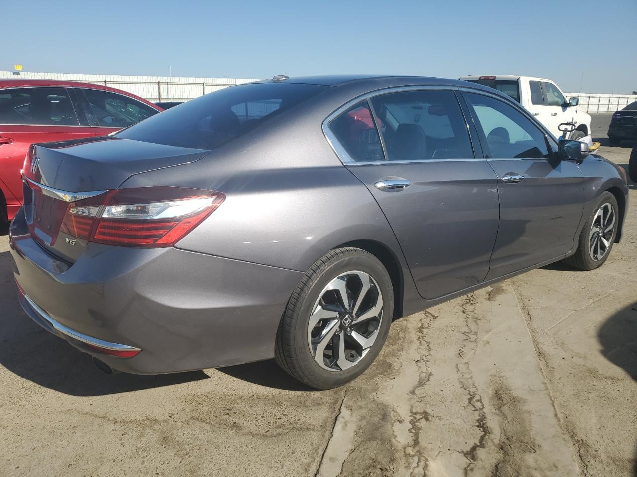 2016 Honda Accord Exl VIN: 1HGCR3F8XGA032946 Lot: 69340084