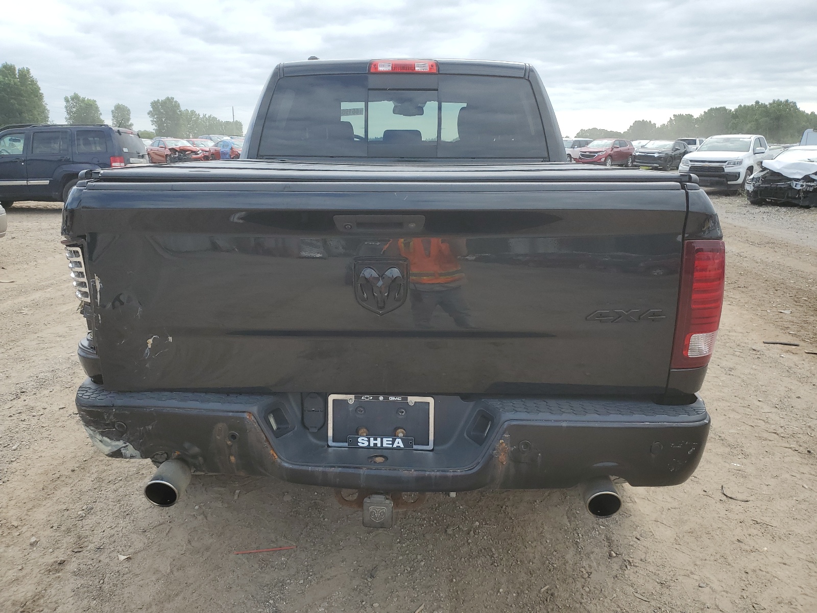 1C6RR7MT5FS766532 2015 Ram 1500 Sport