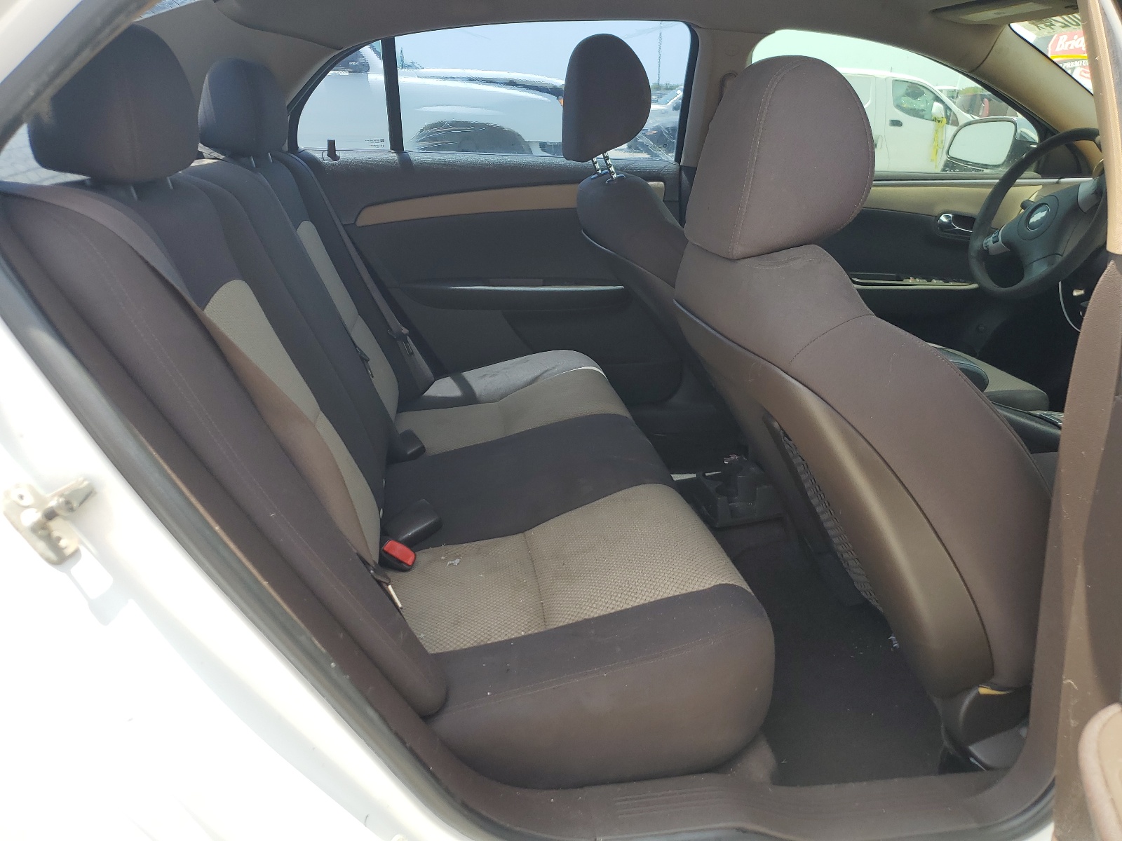 1G1ZB5EB8AF229302 2010 Chevrolet Malibu Ls