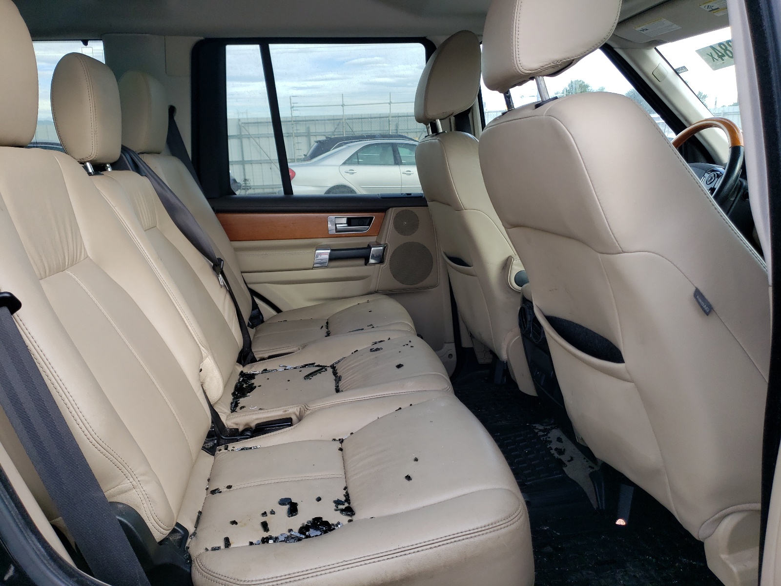 SALAK2V6XFA753960 2015 Land Rover Lr4 Hse Luxury