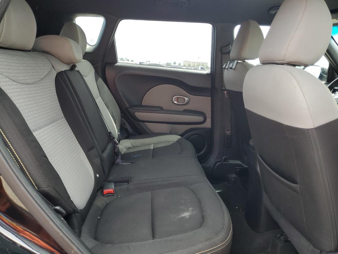 2016 Kia Soul + VIN: KNDJP3A51G7310381 Lot: 68167534