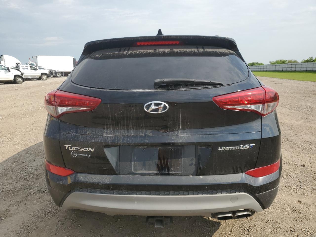 KM8J33A25JU676740 2018 Hyundai Tucson Value