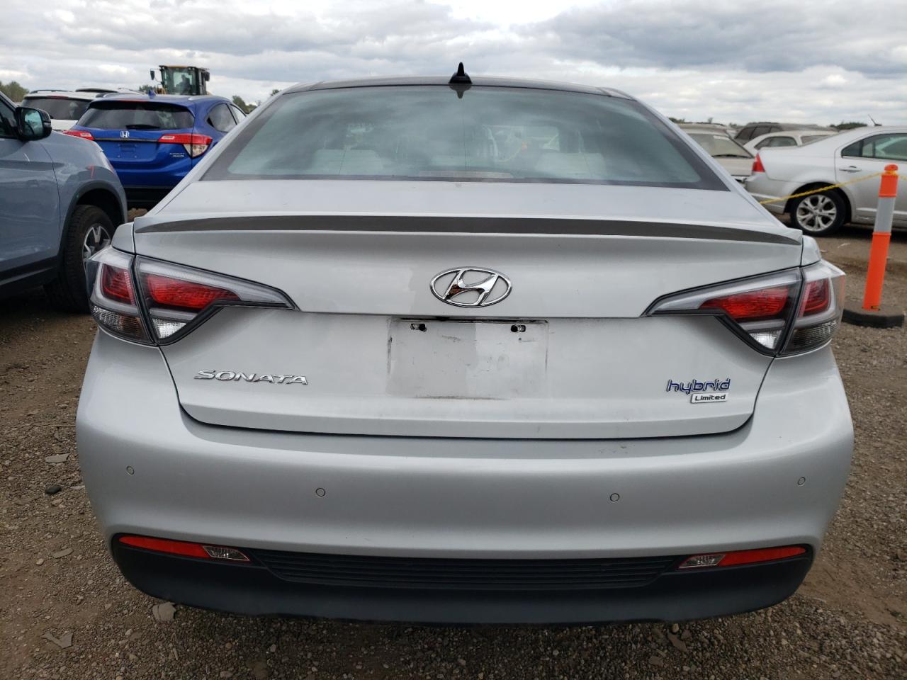 2017 Hyundai Sonata Hybrid VIN: KMHE34L14HA051088 Lot: 65837414