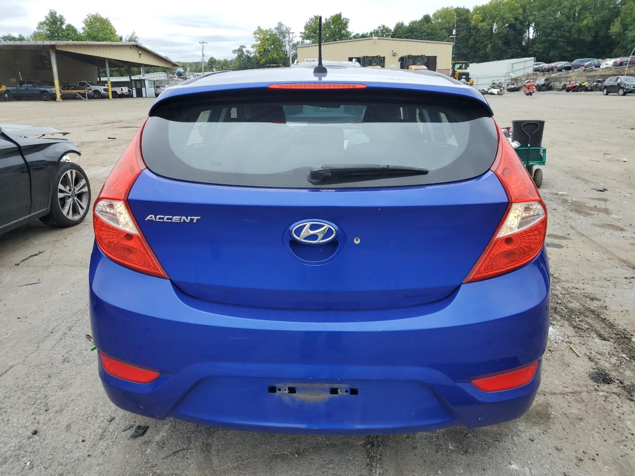 KMHCU5AE1EU189147 2014 Hyundai Accent Gls