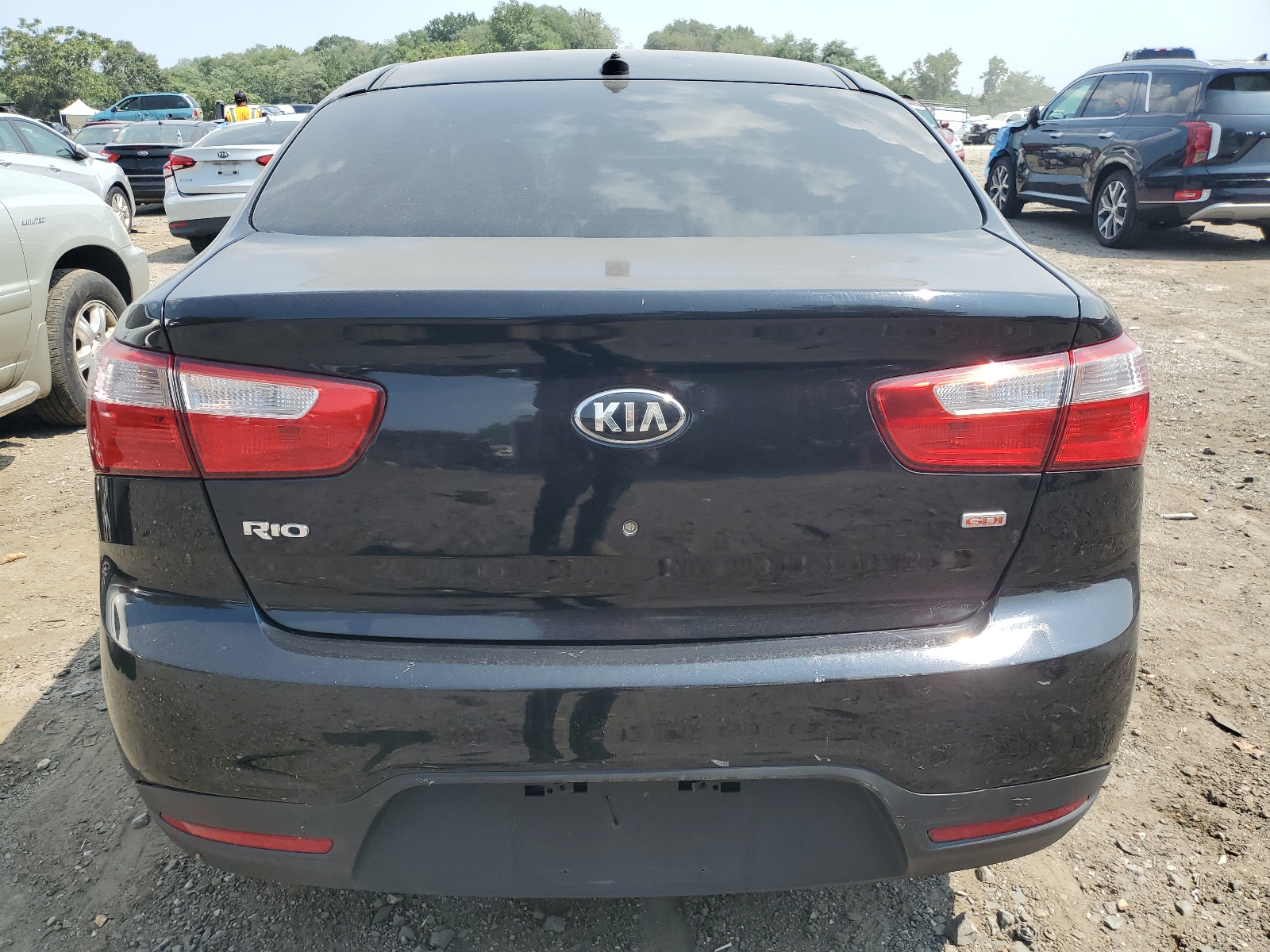 KNADM4A37F6527932 2015 Kia Rio Lx