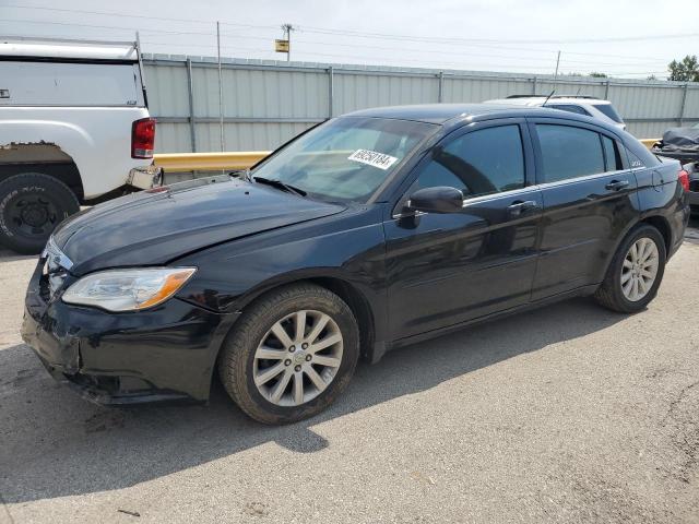 2011 Chrysler 200 Touring продається в Dyer, IN - Front End