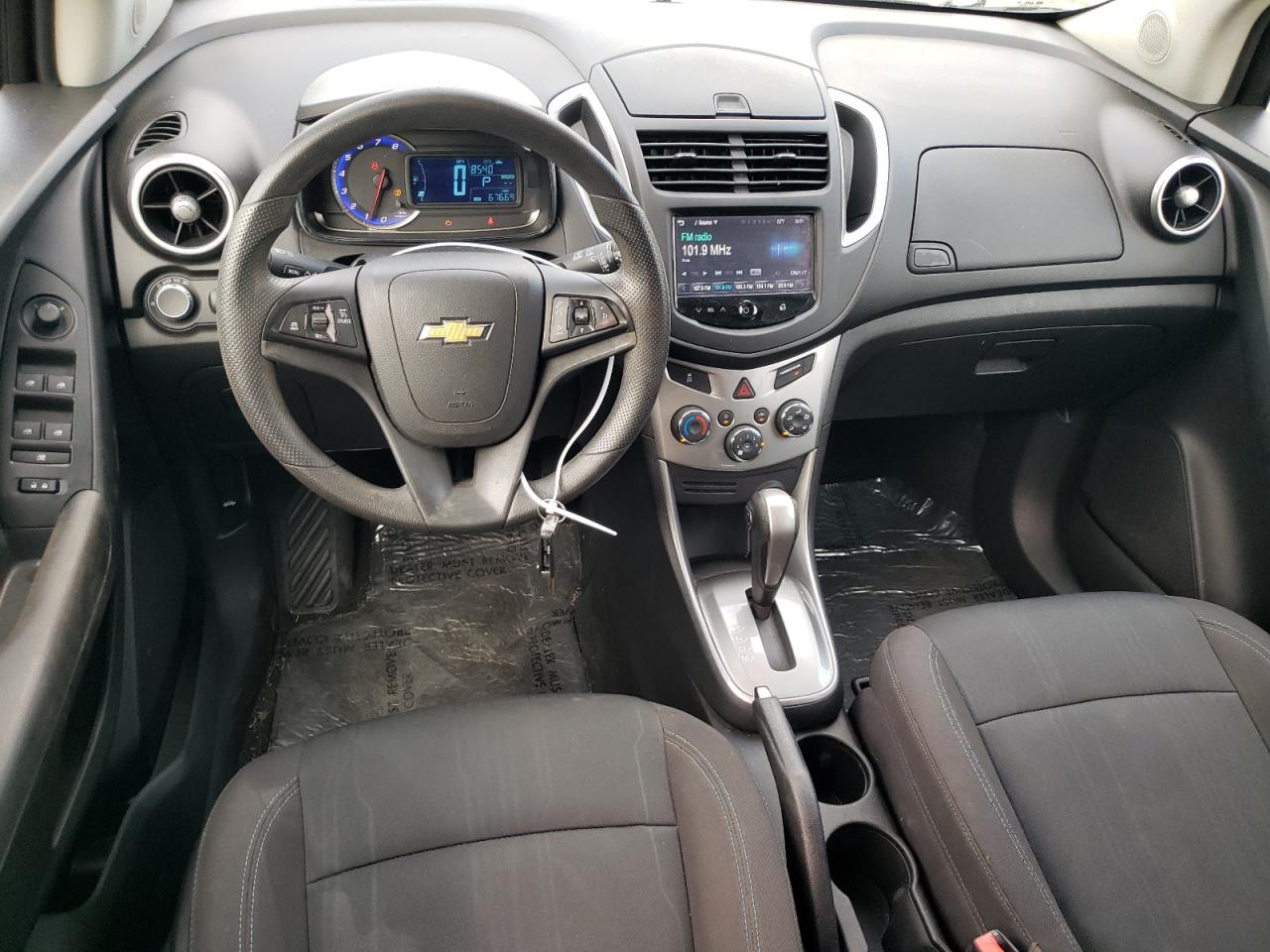 KL7CJLSB2FB240008 2015 Chevrolet Trax 1Lt