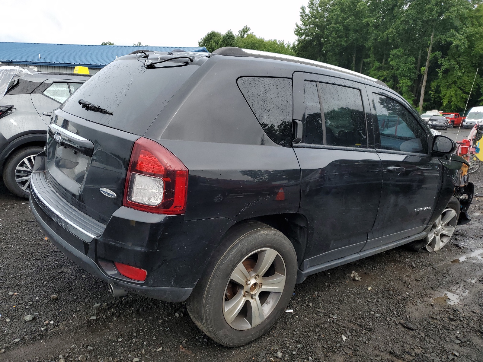 2017 Jeep Compass Latitude vin: 1C4NJDEB4HD109831