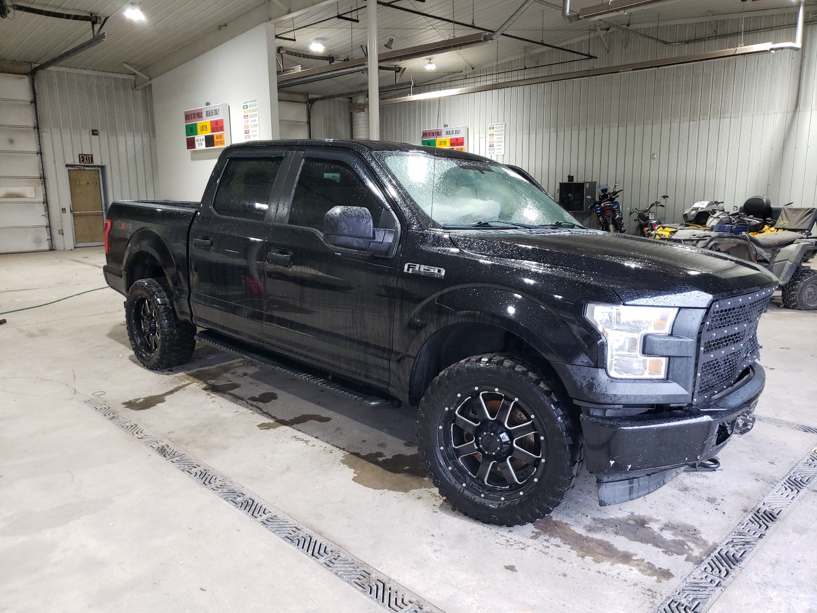 1FTEW1E83HKE33952 2017 Ford F150 Supercrew 1FTEW1E83HKE33952 2017 Ford F150 Supercrew