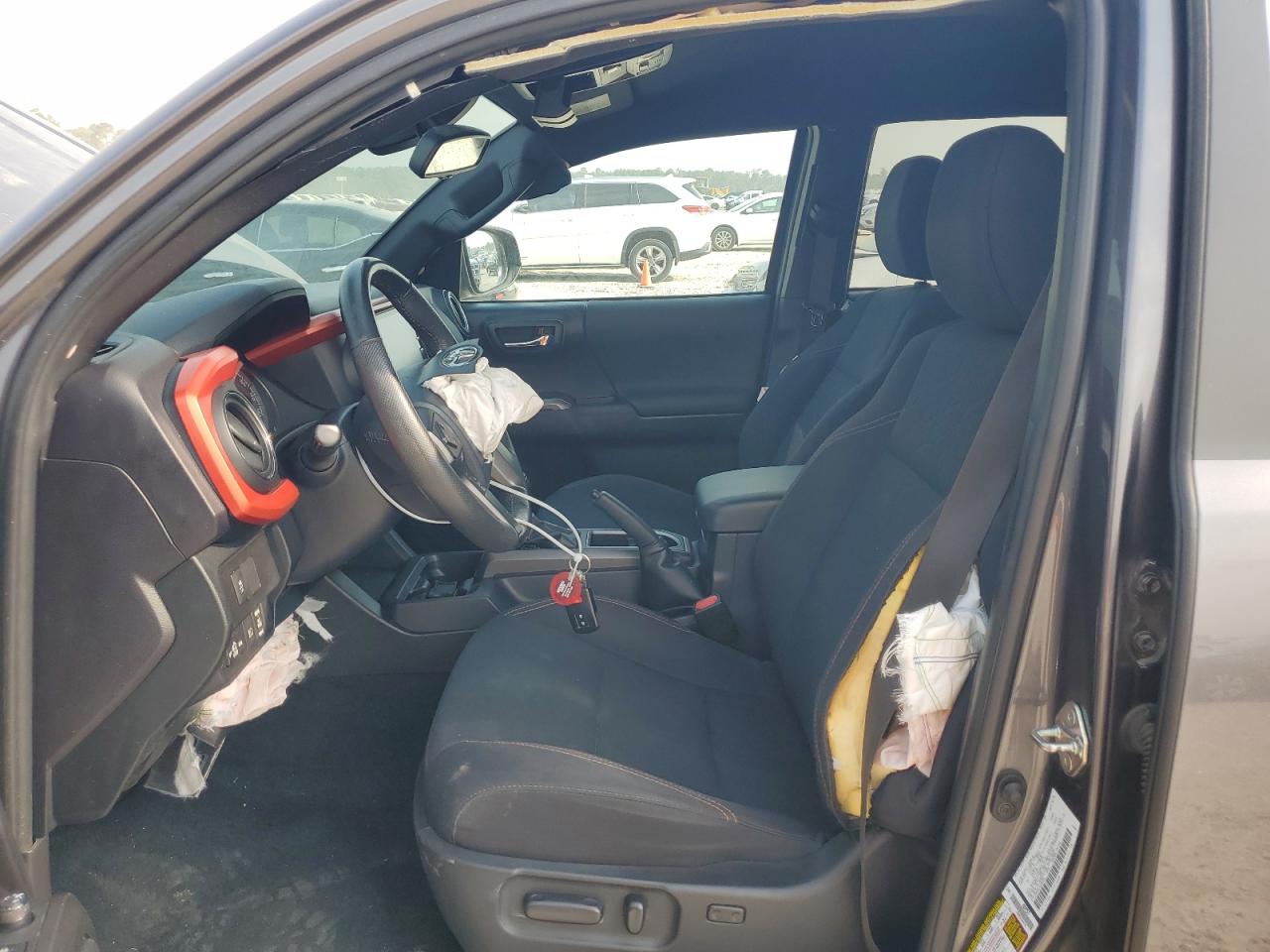 2020 Toyota Tacoma Double Cab VIN: 5TFCZ5AN3LX228256 Lot: 68751234