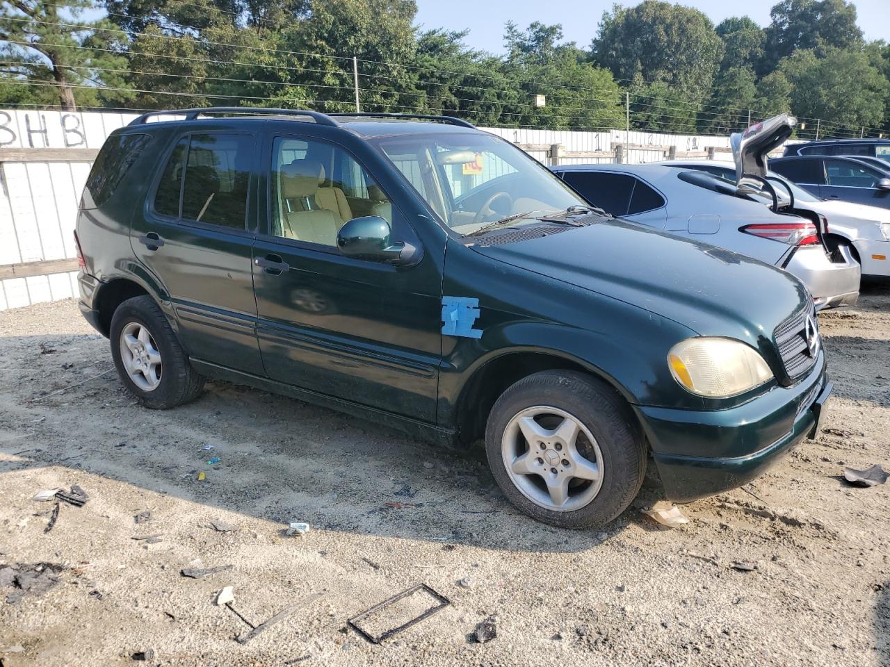 2000 Mercedes-Benz Ml 320 VIN: 4JGAB54E3YA193330 Lot: 64868224
