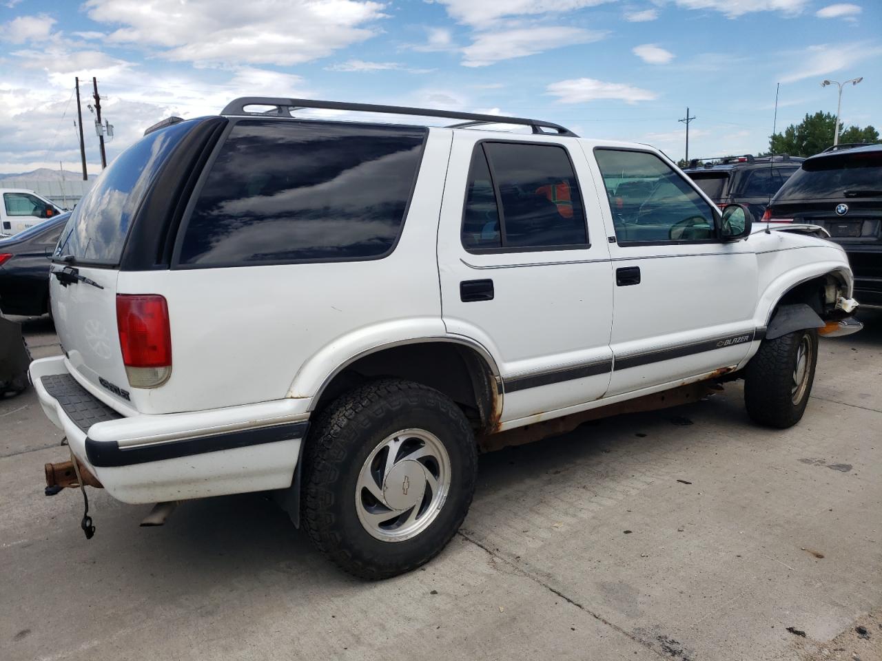1996 Chevrolet Blazer - Image 3