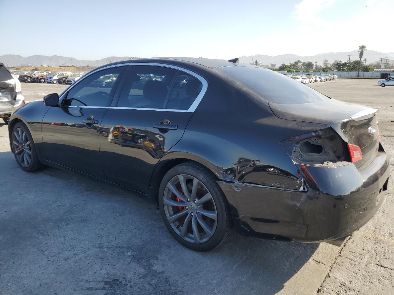 2012 Infiniti G - Image 2