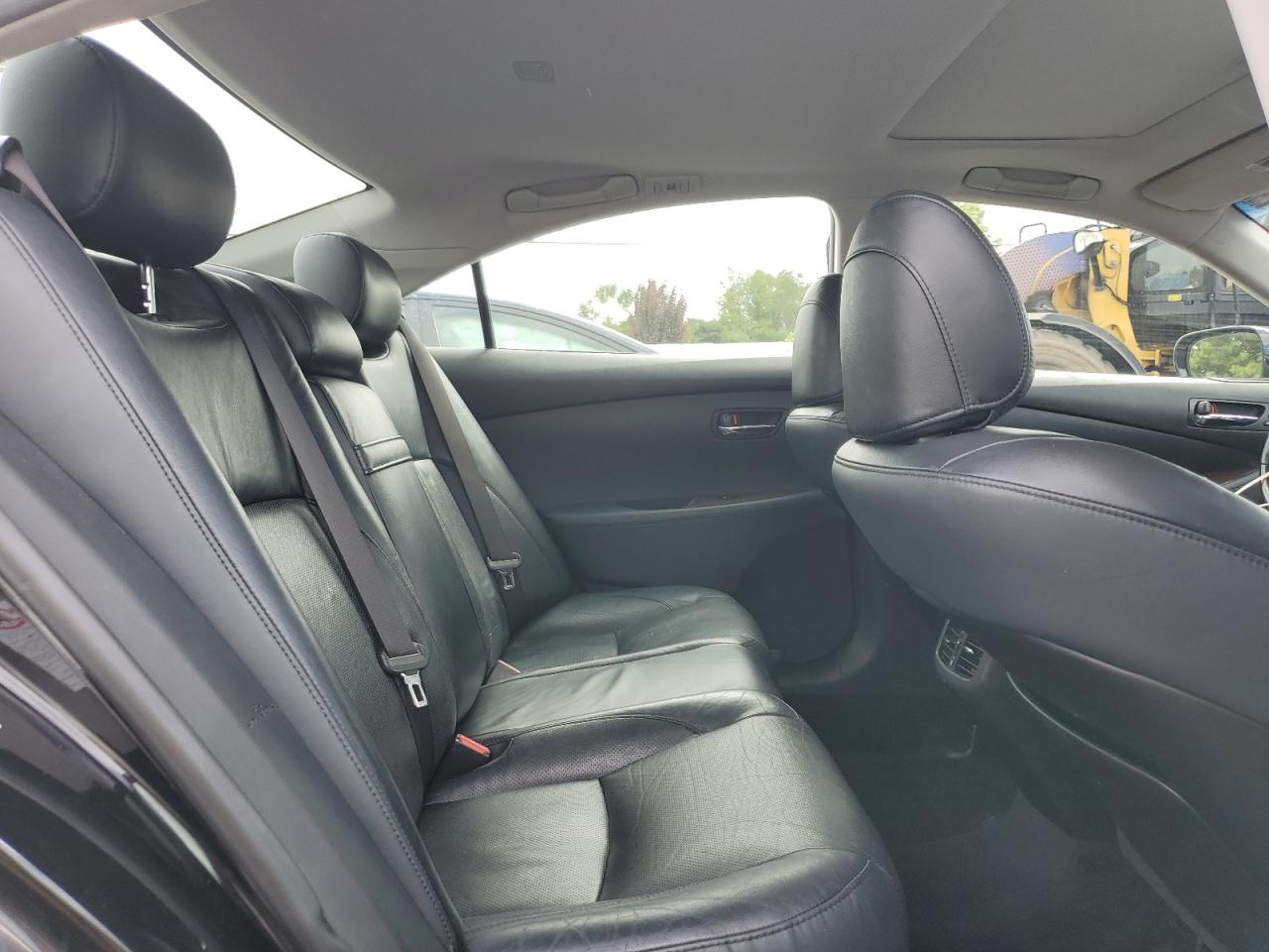 2011 Lexus Es 350 VIN: JTHBK1EG7B2420262 Lot: 67969874