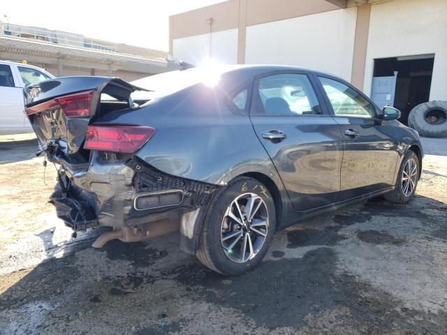 3KPF24AD6PE643984 Kia Forte LX 3