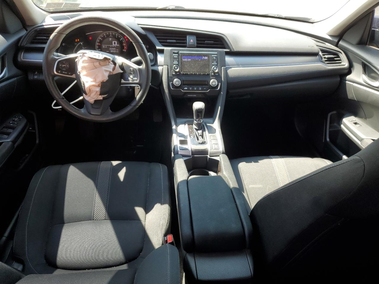 2018 Honda Civic Lx VIN: 2HGFC2F55JH605310 Lot: 68679284