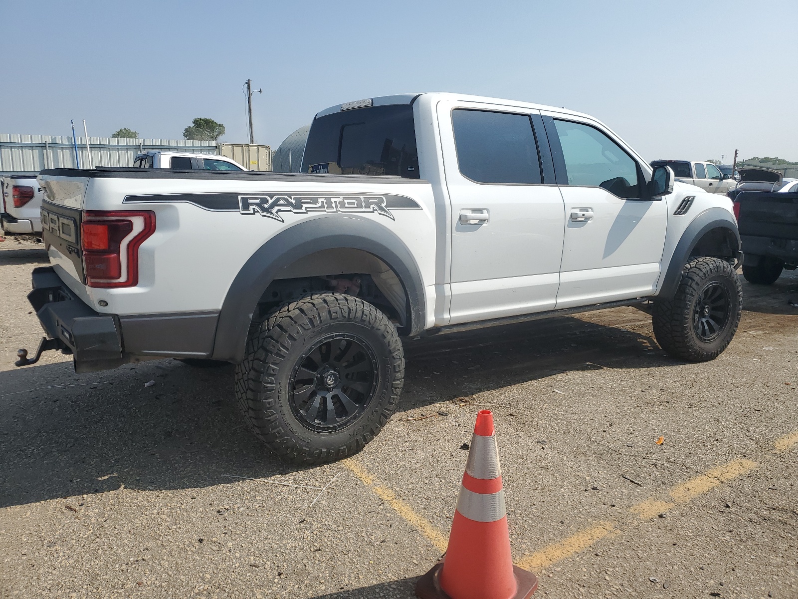1FTFW1RG4KFA14434 2019 Ford F150 Raptor 1FTFW1RG4KFA14434 2019 Ford F150 Raptor
