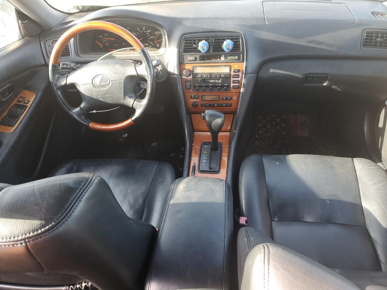 2000 Lexus Es 300 VIN: JT8BF28G4Y5094191 Lot: 69268494